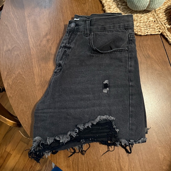 Black high waisted shorts Size 8 / 29 - Picture 4 of 5